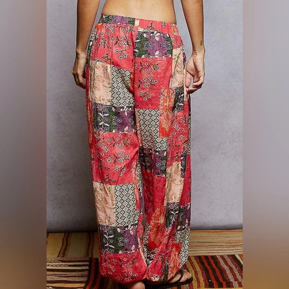 P80. NEW POL Boho Patchwork Wide-Leg Pant Relaxed Fit Jogger Floral Detail - Picture 4 of 7